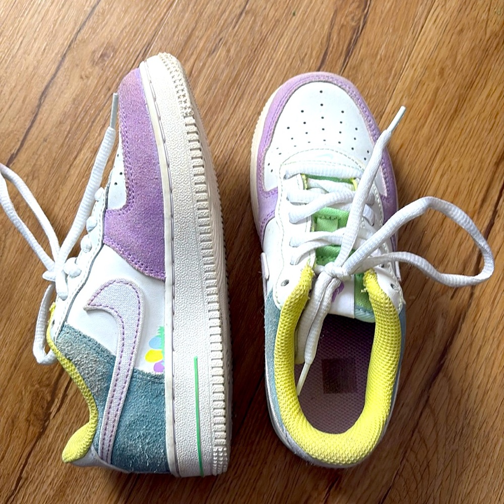 Nike Kids Sneakers - White, Purple, Green, Yellow
